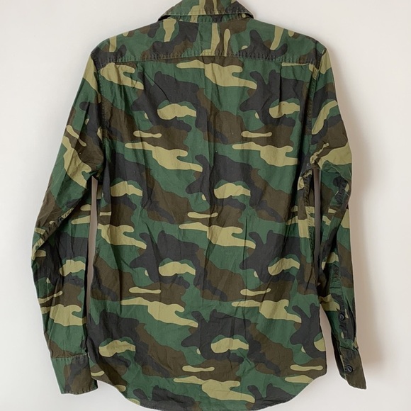 J. Crew Factory camo button down shirt size Small - Picture 3 of 6